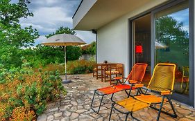 Villa Orange, Small House In A Pine Forest