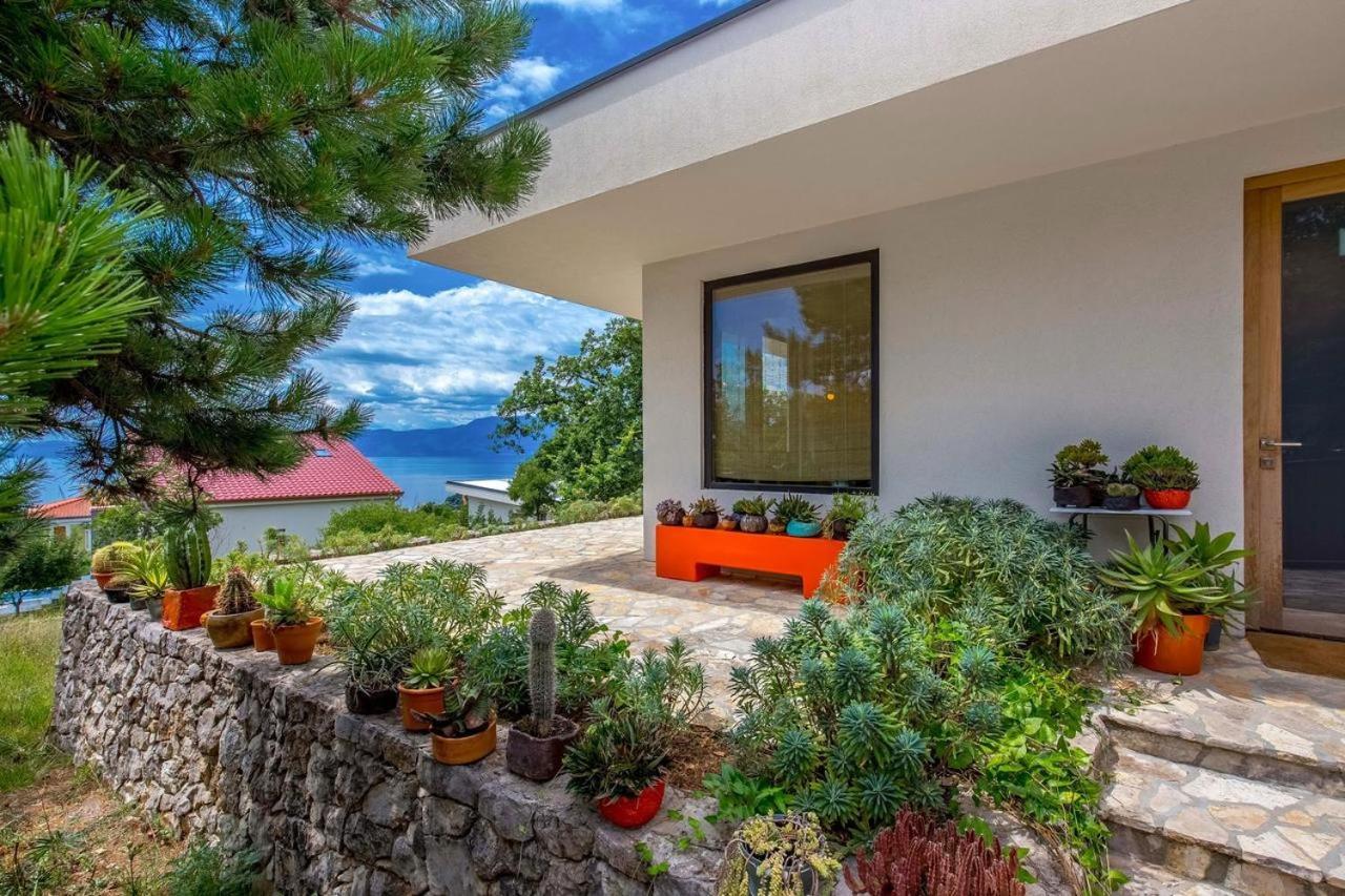 Villa Orange, Small House In A Pine Forest Kostrena Exterior foto