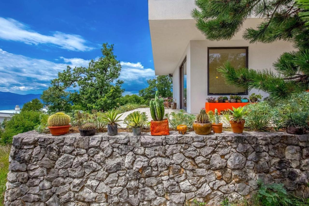 Villa Orange, Small House In A Pine Forest Kostrena Exterior foto
